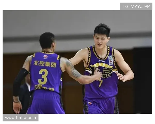 俞长栋谈比赛失误指出前场篮板球失守导致辽宁队多次得分机会